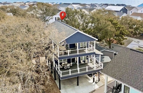 Surfside Beach House | Ocean Lakes, Deep Blue, Complementary Golf Cart
