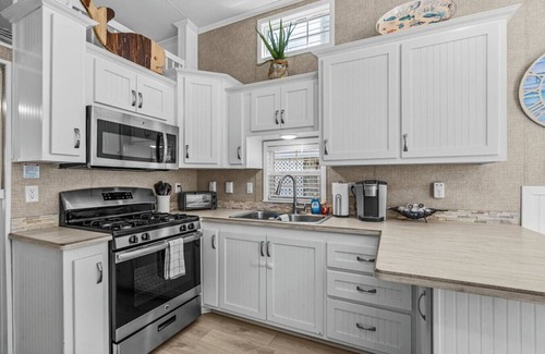 Myrtle Beach Apartment | Ocean Lakes Getaway, Golf Cart and Beach Access!