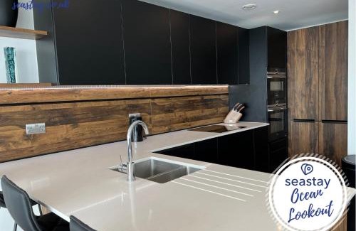 Ramsgate House | Ocean Lookout - 3 Bed Sea View Apt Parking