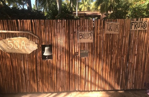 Barra de Potosi Bed & Breakfast | Ocean Lover's Paradise - Garden Room 2