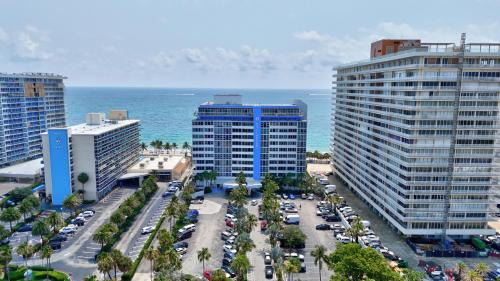 Galt Mile Resort | Ocean Manor Beach Resort