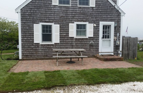 Chatham Cottage | Ocean & Marina Views From This Charming Cottage! Walk To Beach & Town.