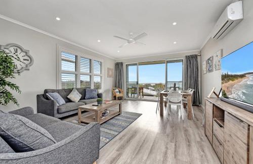 Caves Beach Villa | Ocean Mist at Caves Beach Villas
