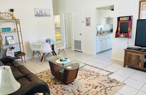 Cocoa Beach House | Ocean Oasis: Heated Pool Access, All Beach extras, Bikes, Surfboards, Putt Putt