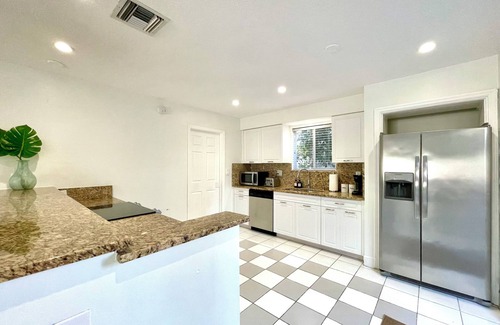 Lauderdale Beach House | Ocean Oasis-Steps away from the Beach, Pool, Downtown