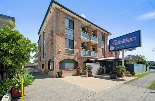 Mid North Coast Waterfront Apartment | Ocean Parade 9 Seaside Escape