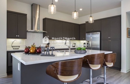 Irvine House | Ocean Pearl on Terrapin #7104