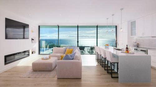 Ponta Garca House | Ocean Pearl - Deluxe OceanView Heated Pool
