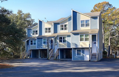 Duck Condo | Ocean Pines - 2BR/2BA Condo - Great Beach