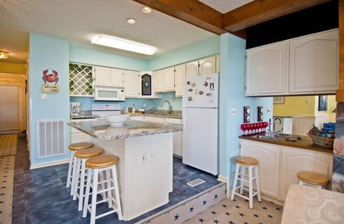 Emerald Isle Condo | Ocean Reef 8-B1, Oceanfront Condo in Emerald Isle, NC!