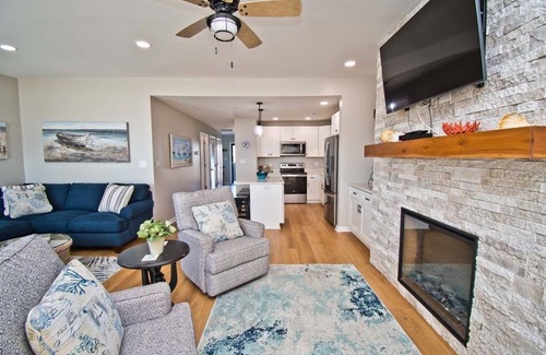 Emerald Isle Condo | Ocean Reef 9-B2, Oceanfront Condo in Emerald Isle, NC!