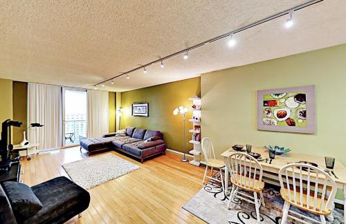 Sunny Isles Beach Apartment | Ocean Reserve 1607