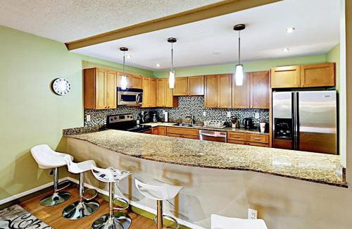 Sunny Isles Beach Apartment | Ocean Reserve 1607