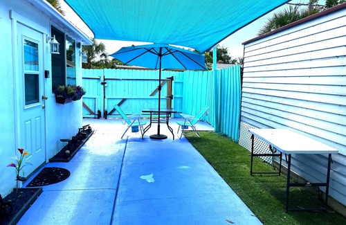 Mango Groves Apartment | Ocean Retreat at the Historic District. 1.5mi to beach & 0.3mi to LWB Downtown