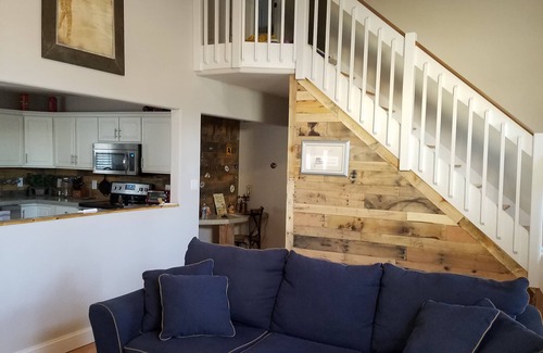 Maplewood House | Ocean Retreat - Rustic style house w/pool