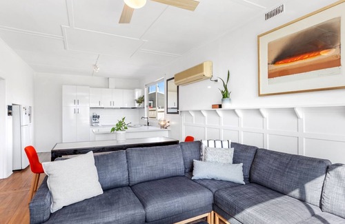 Marengo House | Ocean's 8 - Modern Coastal Lifestyle