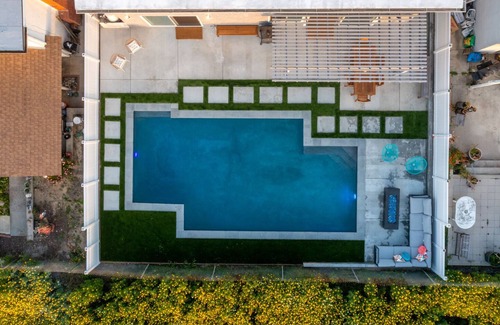 Westside Costa Mesa House | Ocean's Edge