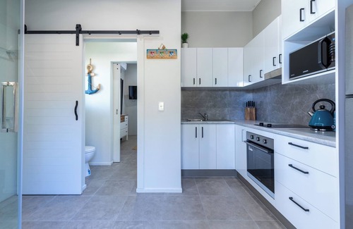 Agnes Water House | OCEAN's HINTERLAND - Pure luxury with Spectacular views, close to shops