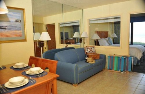 Northeast Virginia Beach Resort | Ocean Sands Resort with a nice Oceanfront Balcony