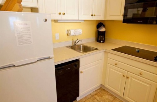 Northeast Virginia Beach Resort | Ocean Sands Resort with a nice Oceanfront Balcony