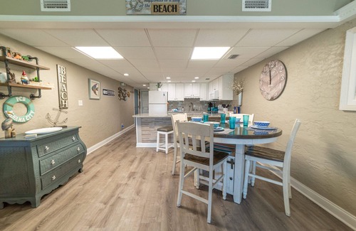 Panama City Beach Condo | Ocean Seven Sugar Beach E7-Free Beach Chairs-Ground Floor-1Bd/1Ba/Sleeps 4-Walk to Beach