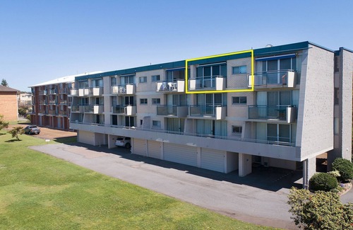 Nelson Bay Apartment | Ocean Shores, 12/27 Weatherly Cl - Waterfront Unit with Water Views, WIFI & Air Conditioning