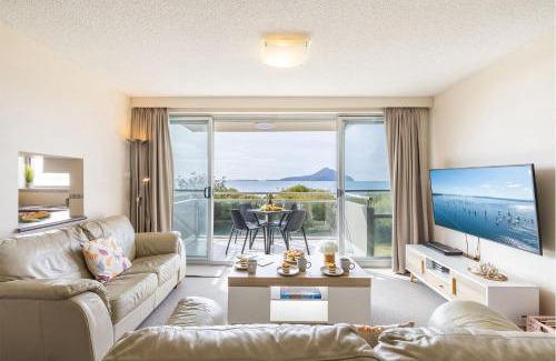 Nelson Bay Apartment | Ocean Shores, 7 27 Weatherly Cl - waterfront with fabulous views and WiFi