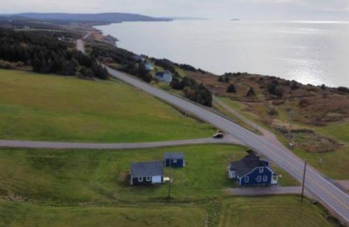 St. Joseph-Du-Moine House | Ocean Spray Vacation Home - spectacular sunset views