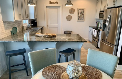 Ocean Springs House | Ocean Springs Beach Vacation Getaway! Private beach with breathtaking sunsets!