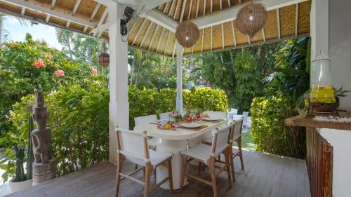 Laksmana Villa | Ocean Star Villa near the Beach, Kuta