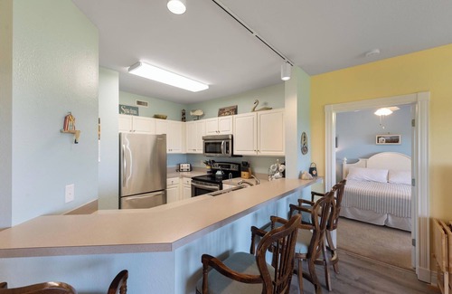 Corolla Condo | Ocean Sunrise: Ground Level Condo, Golf Course & Ocean Views, Community Pool