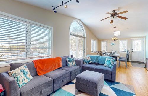 Biddeford Pool House | Ocean Tide Escape