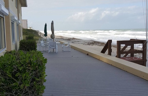 Satellite Beach Condo | Ocean view 1st floor 2-bedroom condo in desirable Satellite Beach.