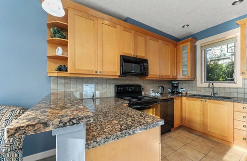 Sooke House | Ocean View 2 Bedroom Townhome, Sooke, BC