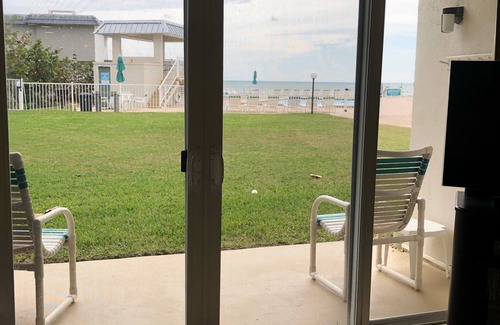 New Smyrna Beach House | Ocean View, 2BR-2BA GREAT RATE GUARANTEE! Beach Chairs, Pickleball, Fall Deals!