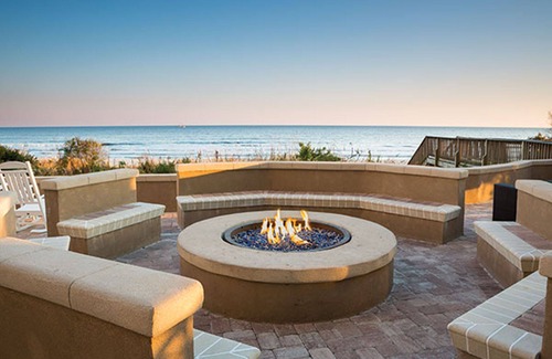 Ash Condo | Ocean View! 5 pools & 8 hot tubs! Spacious-modern decor! Beachfront High-rise!