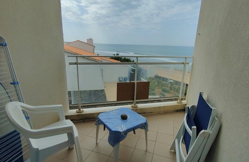 Longeville-sur-Mer Condo | Ocean view apartment for rent for 4 people with all comforts