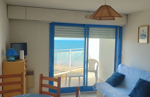 Longeville-sur-Mer Condo | Ocean view apartment for rent for 4 people with all comforts