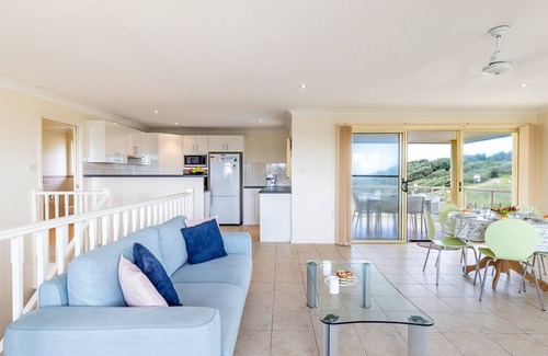 Anna Bay House | Ocean View Anna Bay, 23 Ocean Avenue