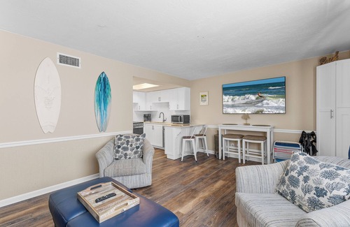 New Smyrna Beach Condo | ☀️ Ocean View - Beach Vibes - Coastal Waters 308 ☀️