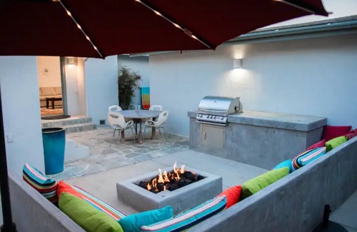 Carlsbad House | Ocean view beach home/bch access/spa/putting green