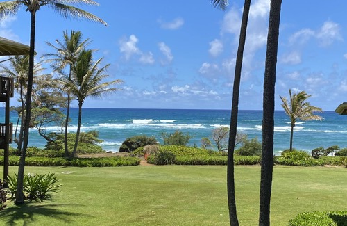 Lihue Condo | Ocean View, Beachfront Townhouse 2bd/2ba/2 lanai