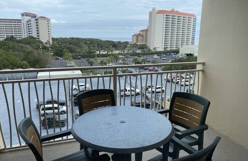 Sandestin Apartment | Ocean View-Best Beach Location+Patio-Large Luxurious Condo