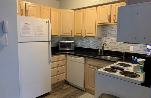 North Ocean City Condo | OCEAN VIEW Condo! 90 Steps from the Beach!