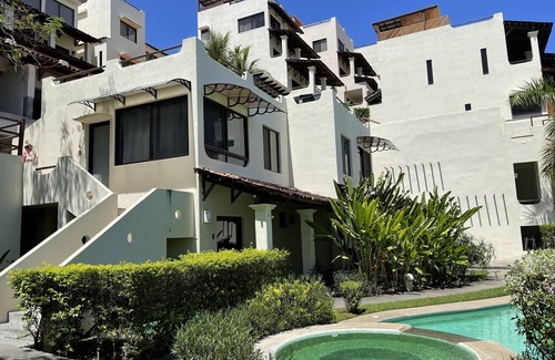 Coco Sunset Hills Condo | Ocean View Condo with Private Roof Top Patio