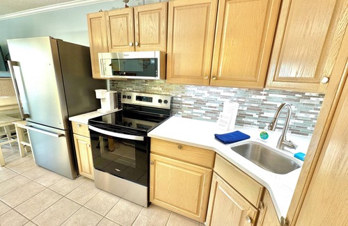 Atlantic Beach Condo | Ocean View Condo - Pet-friendly, Ocean View