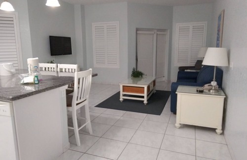 Ormond Beach Resort | Ocean View, Corner/End Unit, Large Balcony, 1 BDRM/Bath, Sleeps 4