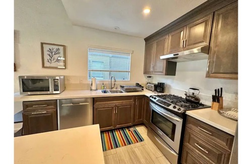 Balboa Peninsula House | Ocean View Haven