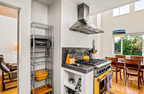 La Conchita House | Ocean-View Hideaway w/Hidden Patio& Grill, Just| Steps to Beach