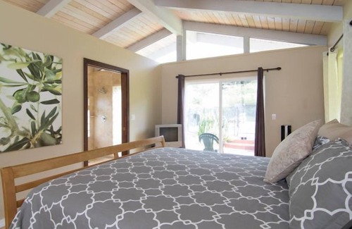 Pupukea House | Ocean View Home, in-ground pool, vaulted ceilings, gazebo, decks.